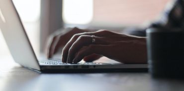 Consumer Trends Tracker- Behaviors and Expectations of the Modern Retail Customer